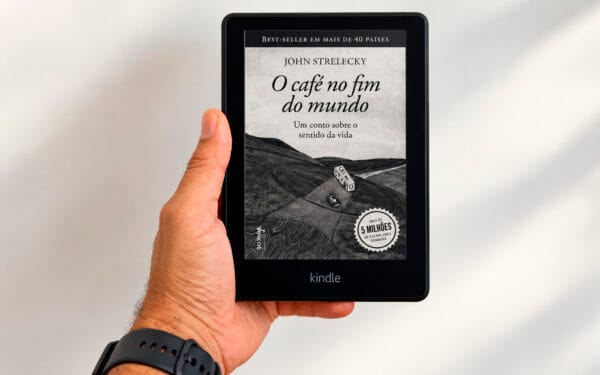 Resenha: O Café no Fim do Mundo — Perguntas indigestas para madrugadas insones